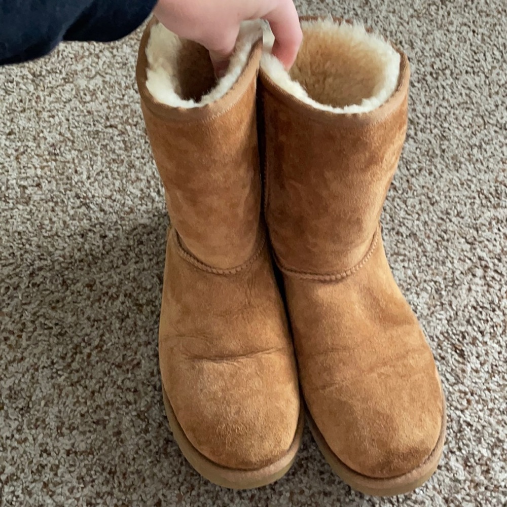 Ugg’s barley worn size 10